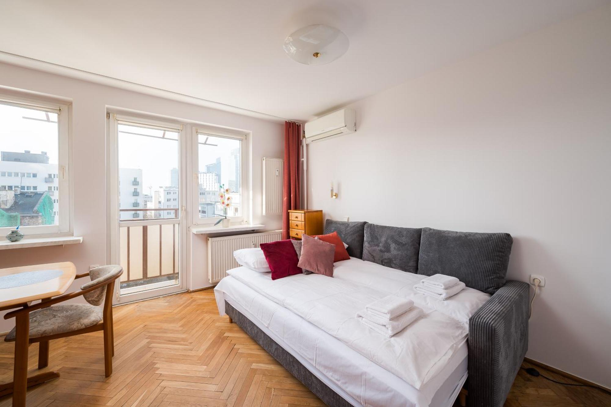 Zlota Standard Apartament Warszawa